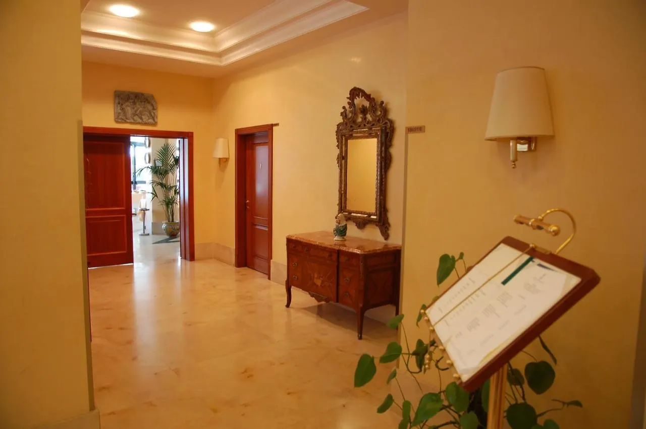 Hotel Nettuno Katania 4*,