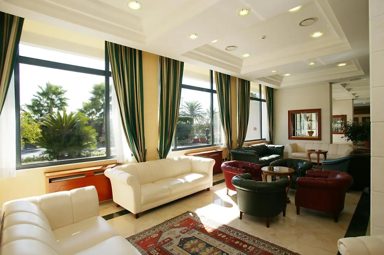Hotel Nettuno Katania 4*,