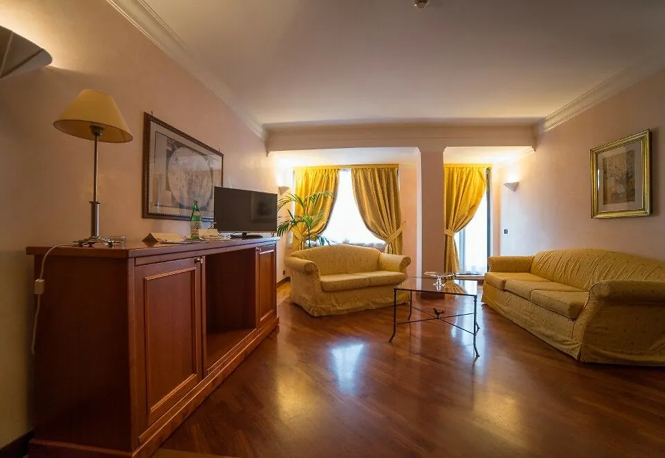 Hotel Nettuno Katania 4*,