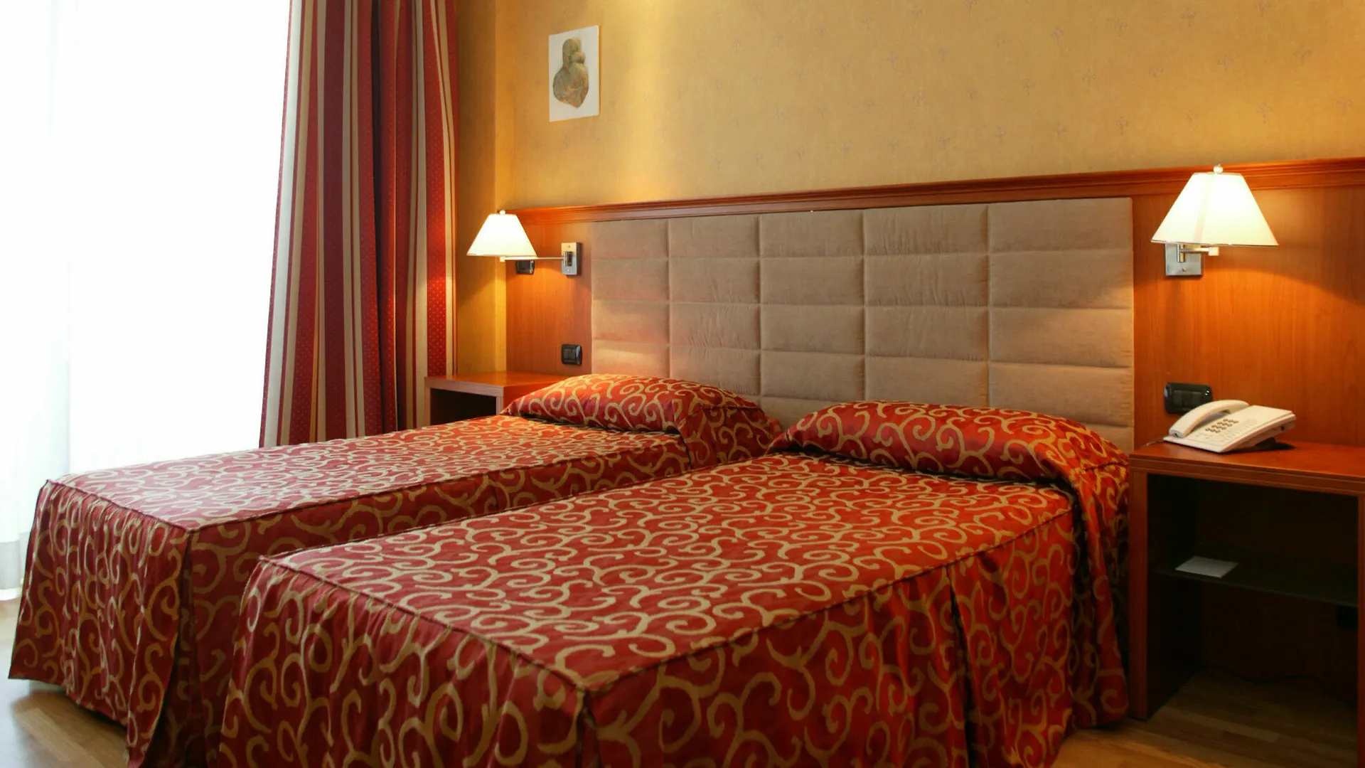 Hotel Nettuno Katania 4*,